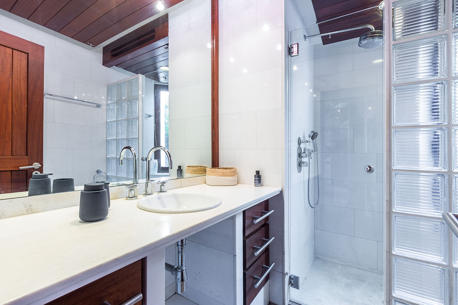 20570-villa-in-erster-meereslinie-mallorca-n