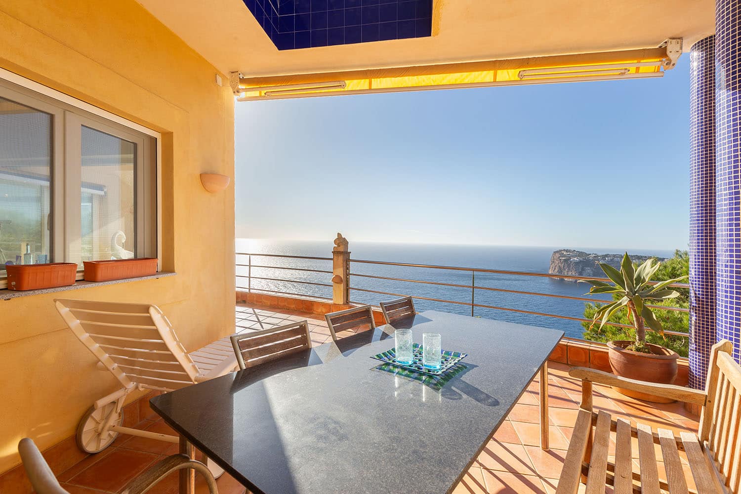 26335-mediterrane-meerblick-villa-cala-llamp-mallorca-k