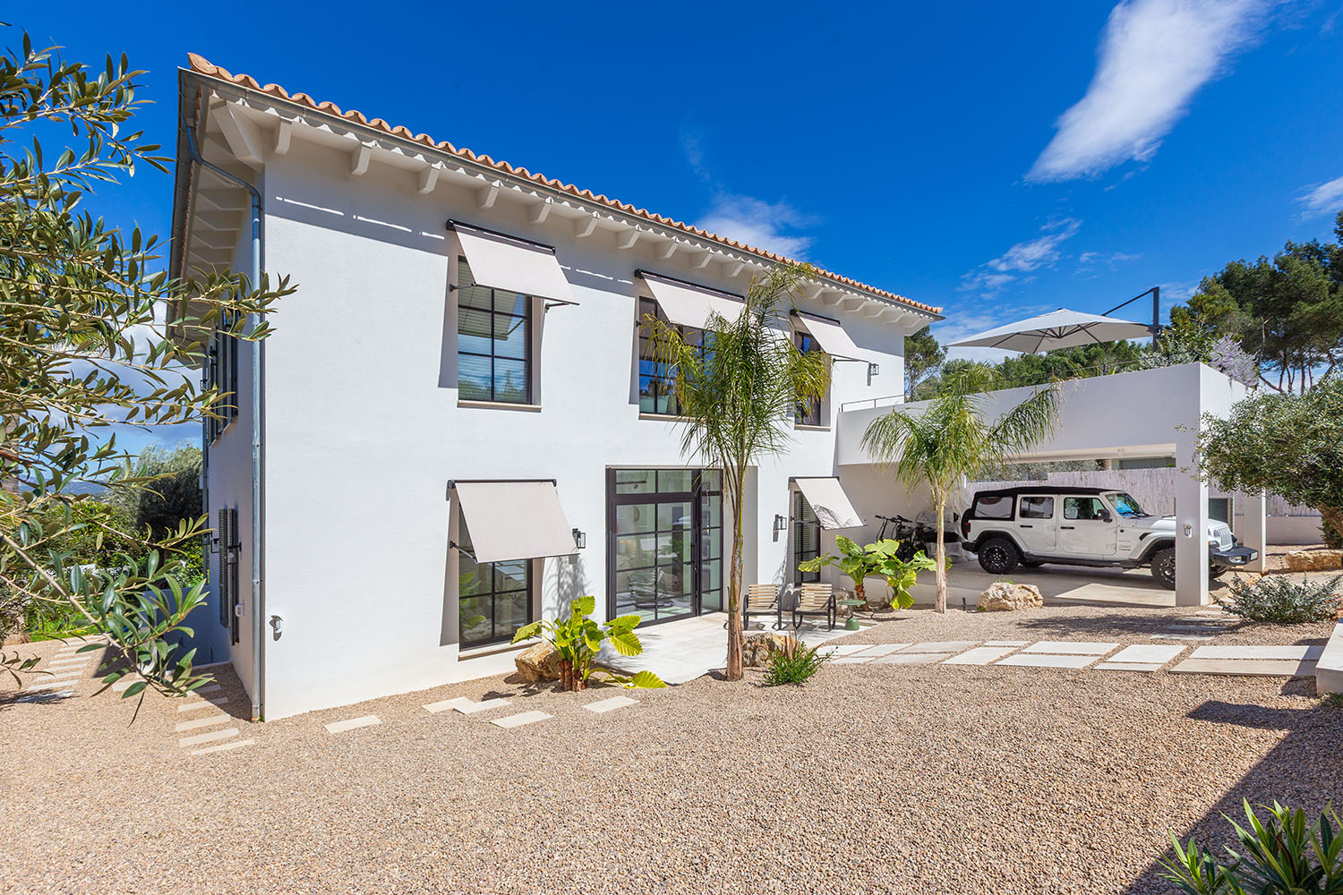 26410-luxus-villa-kaufen-santa-ponsa-mallorca-au