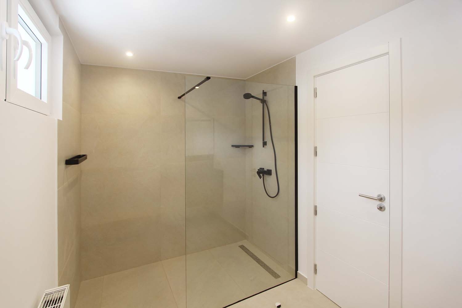 M12369-rent-palmanova-villa-l