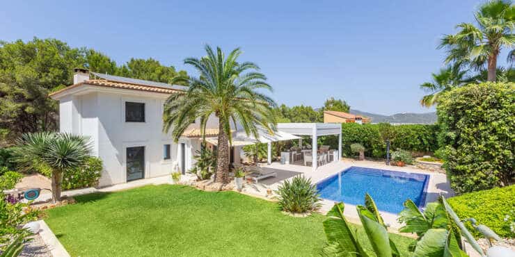 Exklusive Villa mit höchstem Wohnkomfort und mediterranem Flair