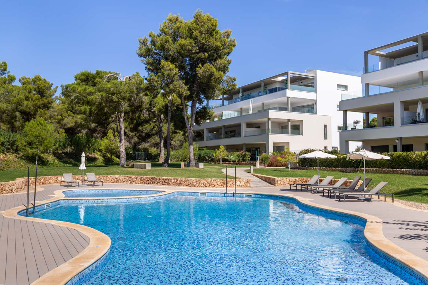 25909-penthaus-in-anlage-santa-ponsa-c