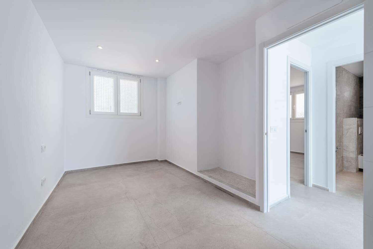 Eines von 2 Schlafzimmern