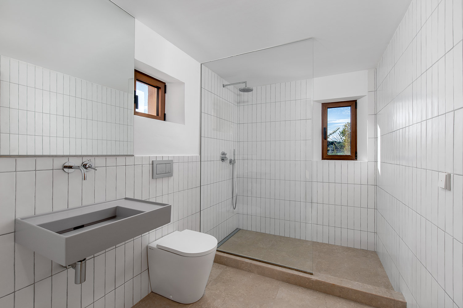 Eines von 5 Badezimmern