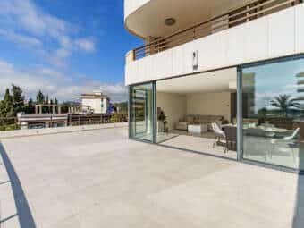 Stilvoll renoviertes Apartment mit großzügiger Sonnenterrasse