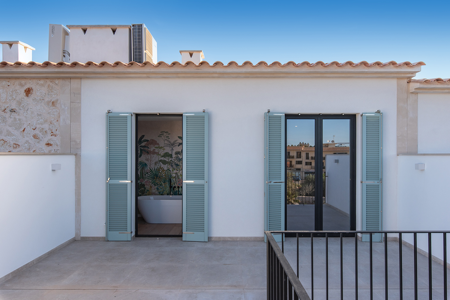 Dachterrasse mit Blick und Privatsphäre