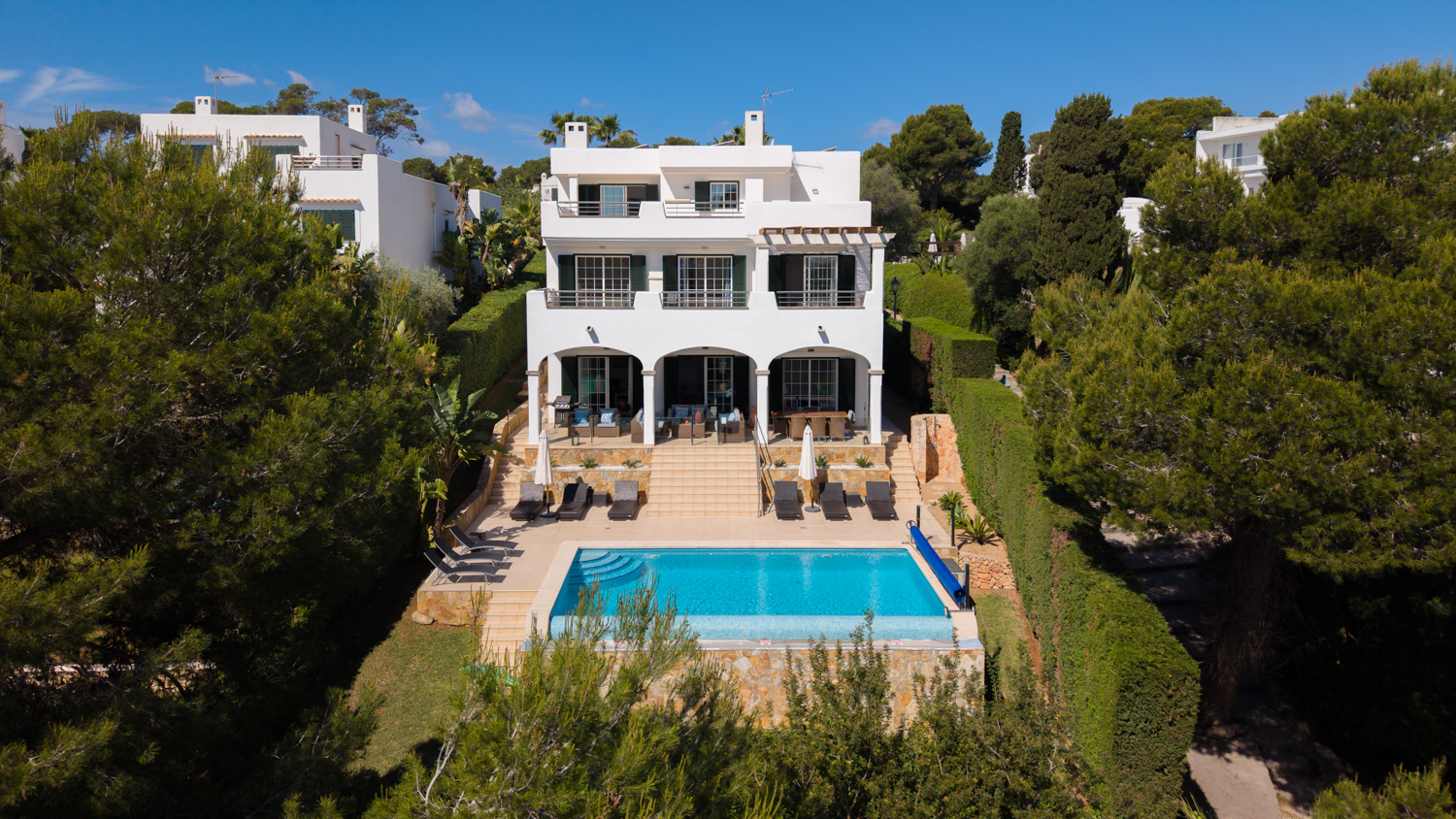 Großzügige Villa mit Ferienvermietungslizenz