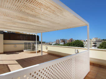 3-Schlafzimmer Penthaus mit Dachterrasse zu vermieten