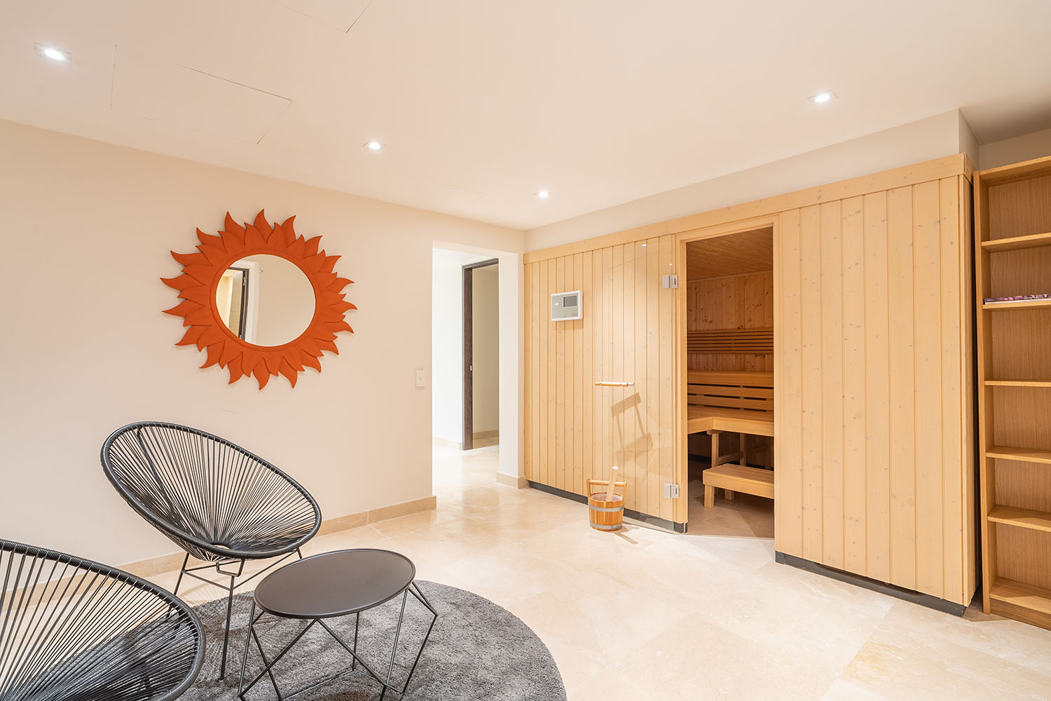 25597-miete-villa-montport-o